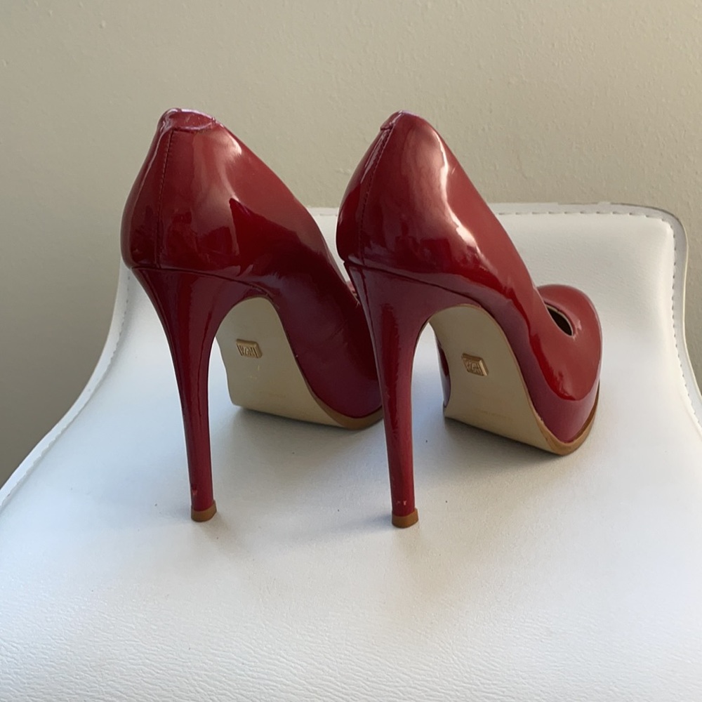 POUR LA VICTOIRE pumps - Picture 3 of 5
